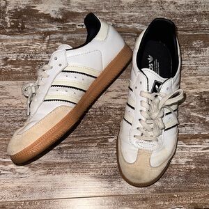 Adidas Sambas